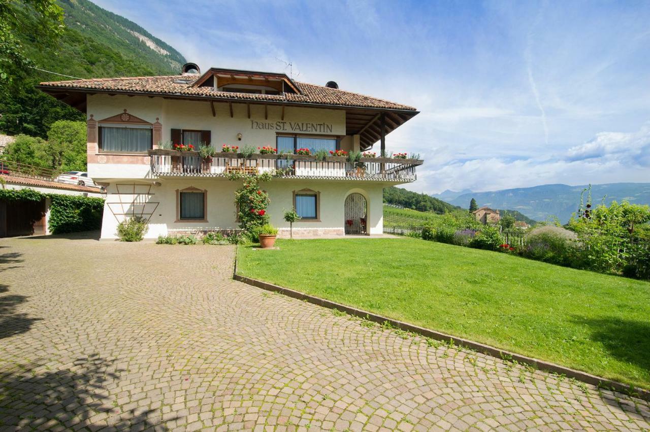 Haus St. Valentin Villa Appiano Sulla Strada Del Vino Exterior photo